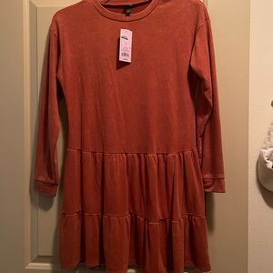 orange long sleeve dress, perfect for the winter. Can be dressed up or down